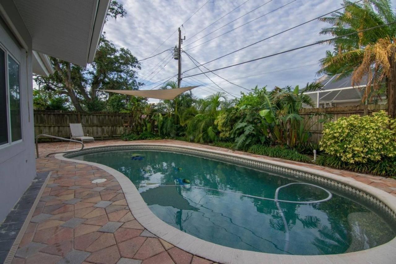 Chic Private Pool Home Minutes To Bonita Beaches Бонита Спрингс Екстериор снимка